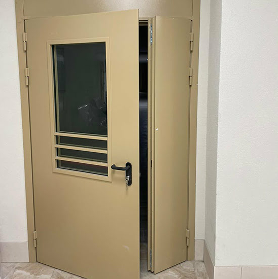 Дверь противопожарная ДПМ EI-90 полуторная остекленная в котельню — фото 21