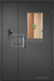 Дверь в подъезд многоквартирного дома с окном ПД-46