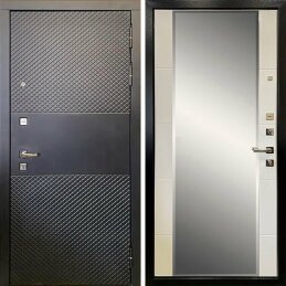 Однопольная входная дверь с резьбой в дом из бруса с шумоизоляцией ДВ-306