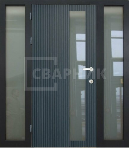 Элитная трехстворчатая дверь со стеклянной вставкой парадная на заказ ДВ-464 — фото 1